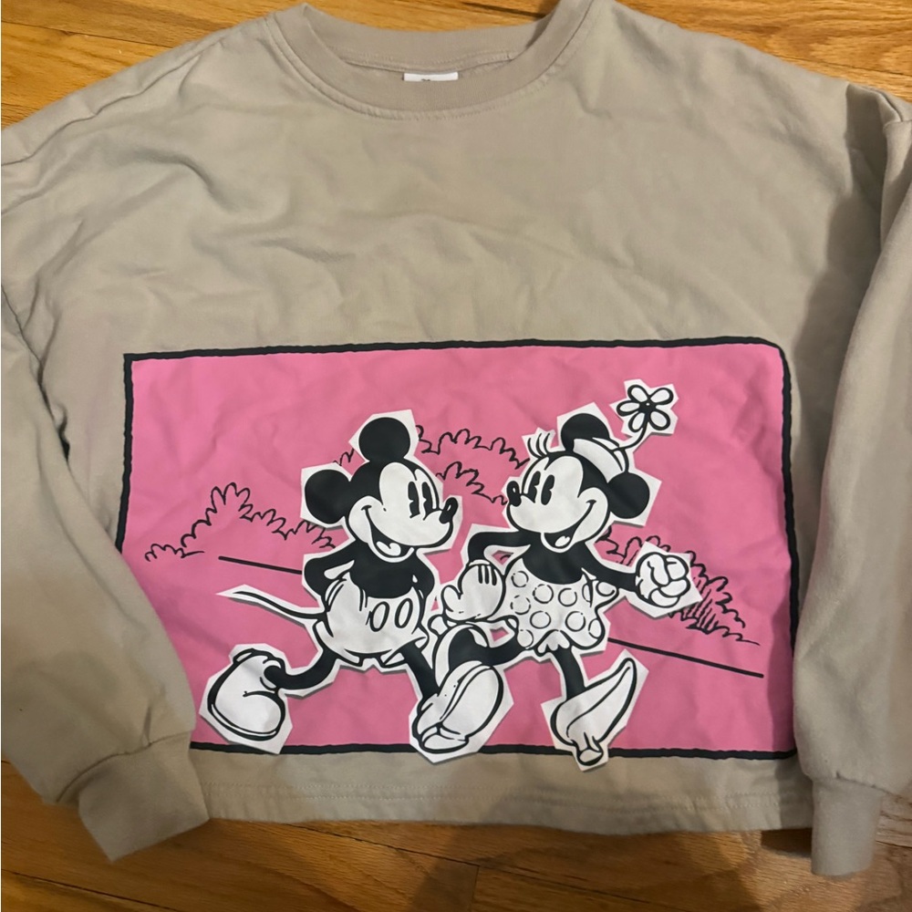 Mickey and Minnie Graphic Crewneck‎ Sweatshirt